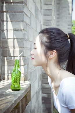 哈利波特粤语-想要找到《哈利波特》的粤语配音版本
