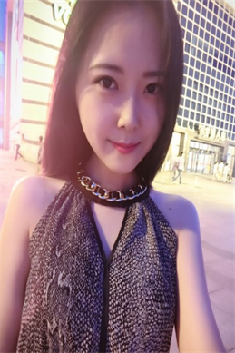 解开美女胸衣-别被骗